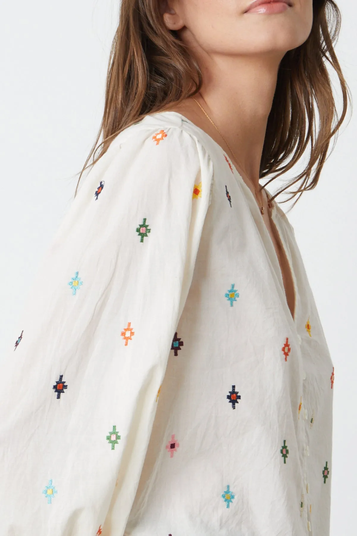 ELIZABETH EMBROIDERED BOHO TOP