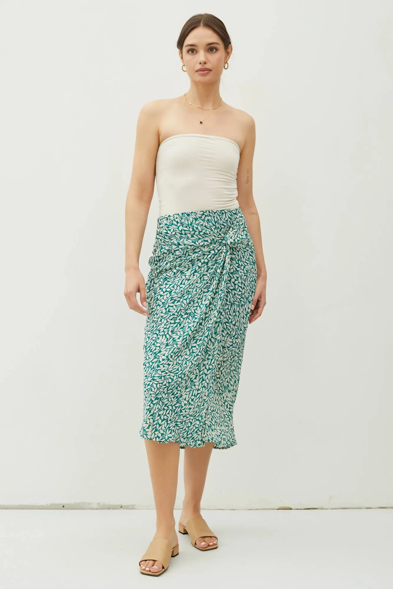 PRINT DRAPED SIDE KNOT MIDI SKIRT