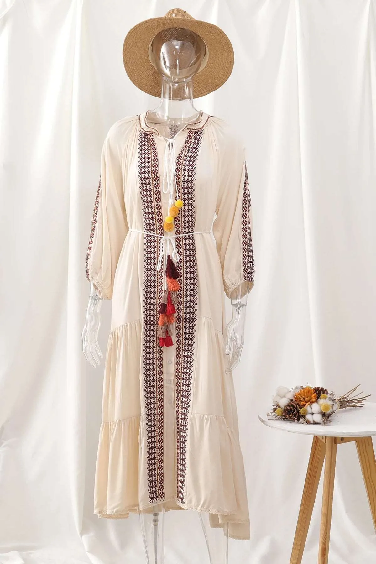 Women's Vintage Boho Beach Hippie Long Sleeve Embroidery Loose Maxi Dress