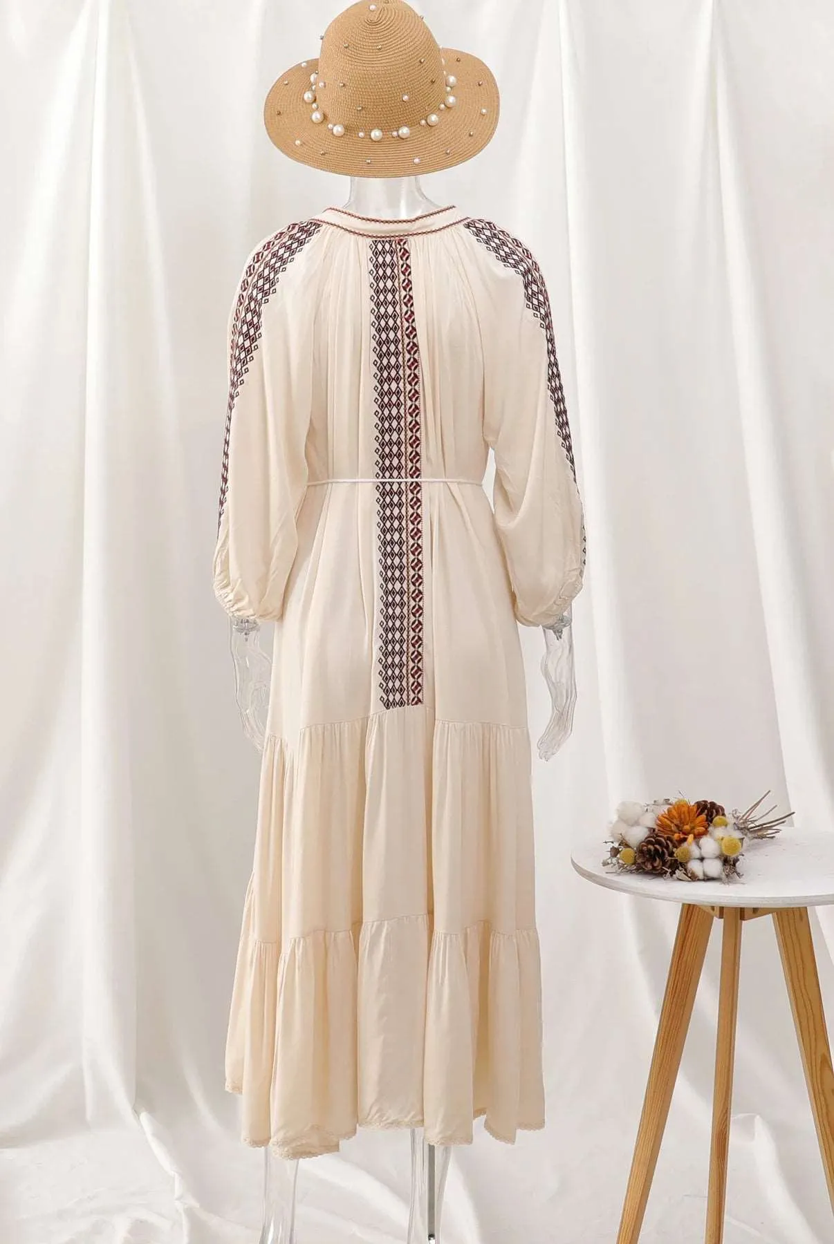 Women's Vintage Boho Beach Hippie Long Sleeve Embroidery Loose Maxi Dress